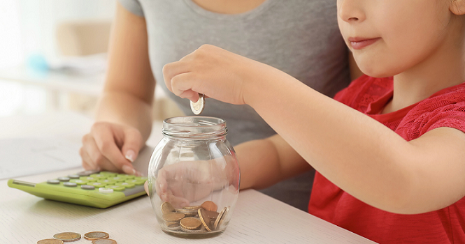 ‏كيف تتحدث إلى أطفالك عن المال؟